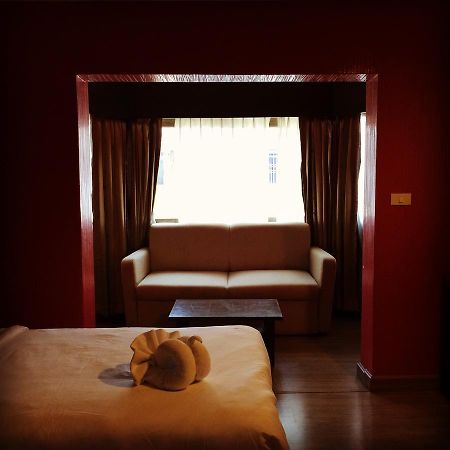 Iraqi Hotel Makkasan Екстер'єр фото
