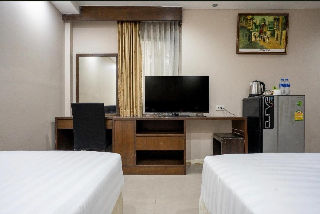 Iraqi Hotel Makkasan Екстер'єр фото