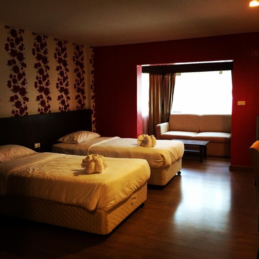 Iraqi Hotel Makkasan Екстер'єр фото