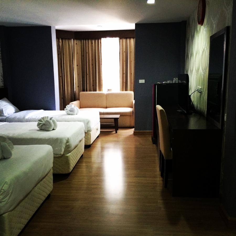 Iraqi Hotel Makkasan Екстер'єр фото