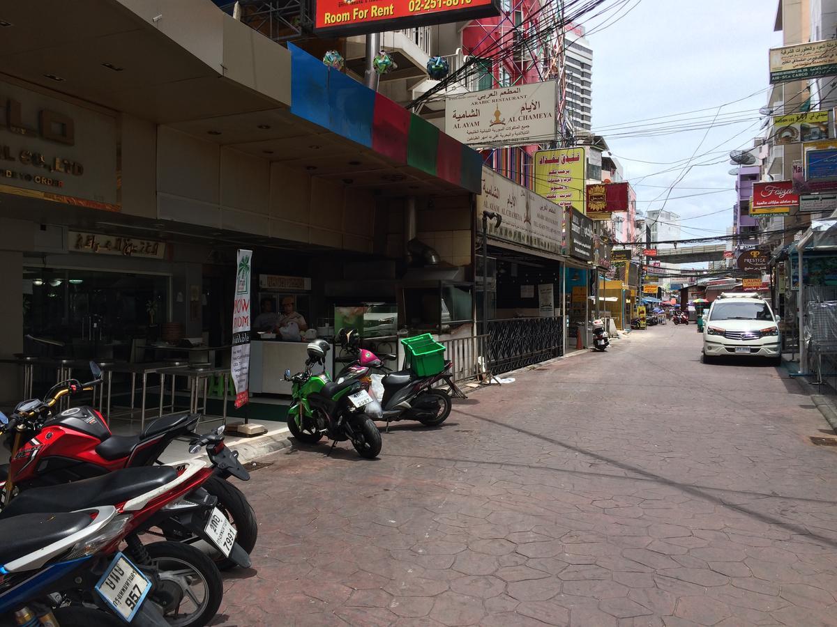 Iraqi Hotel Makkasan Екстер'єр фото