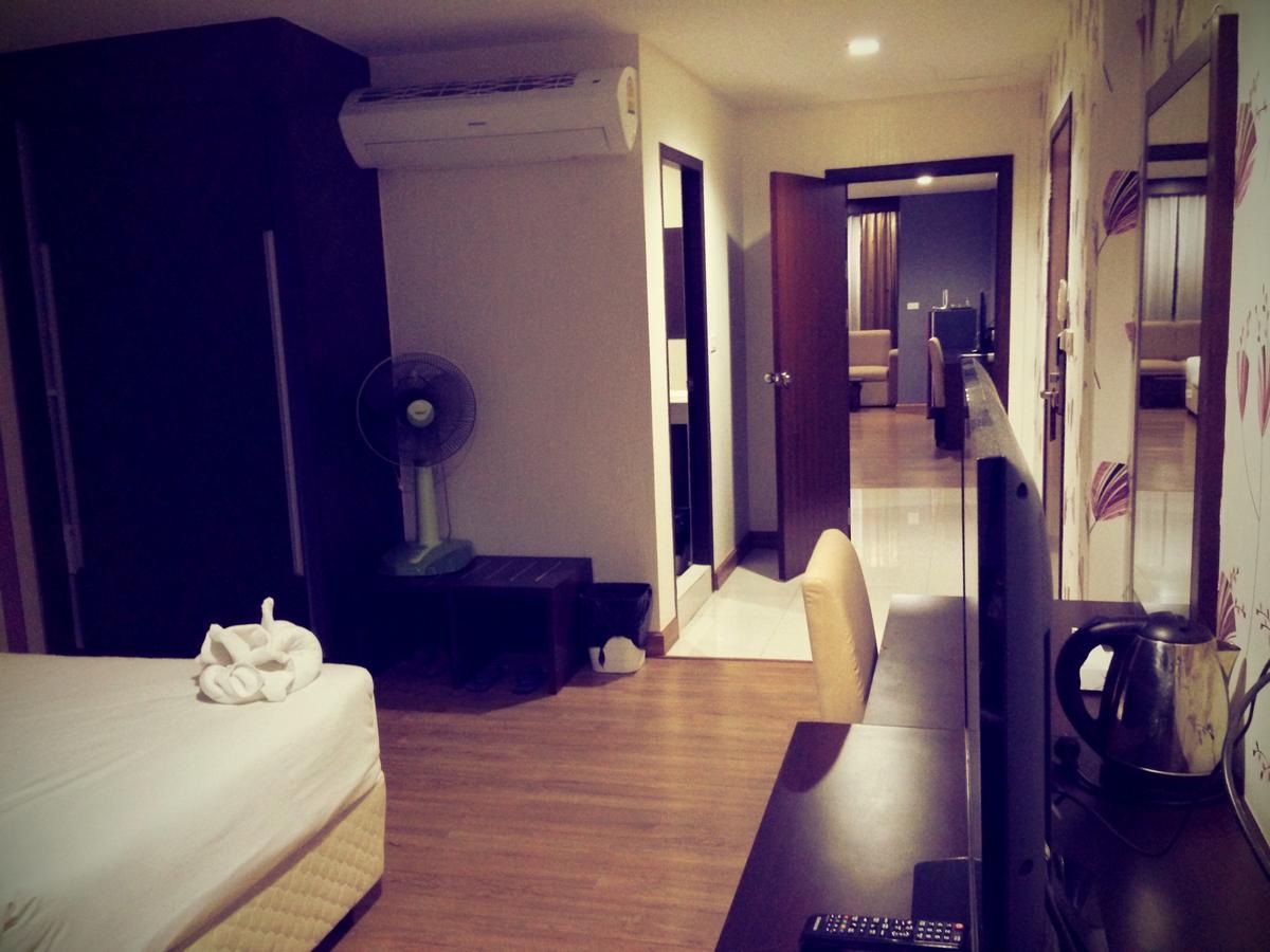 Iraqi Hotel Makkasan Екстер'єр фото